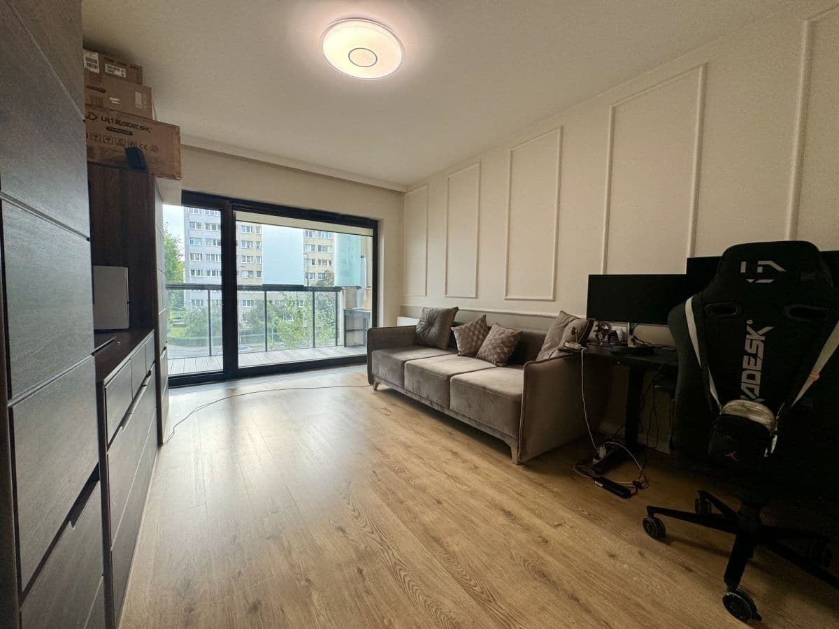Spacious 47m² apartment in prestigious Mokotów residence – 1