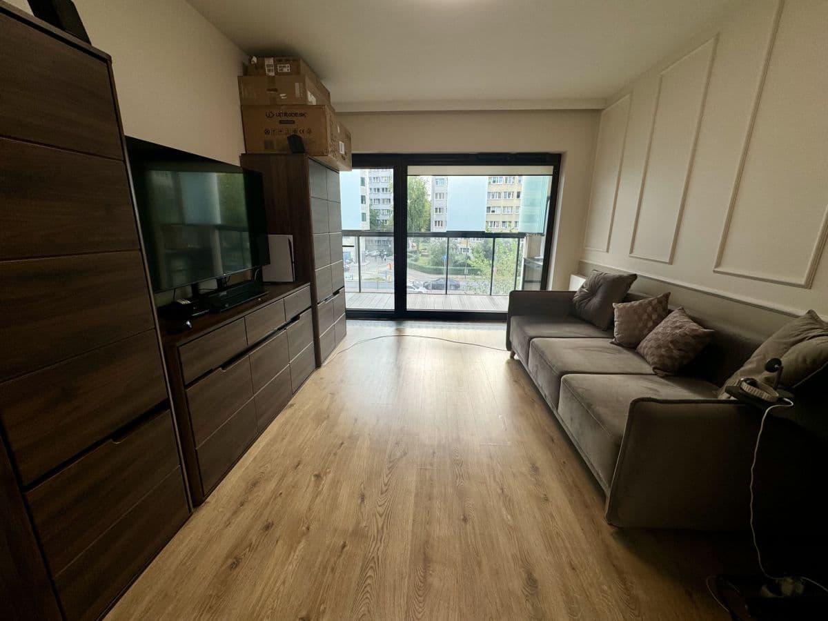 Spacious 47m² apartment in prestigious Mokotów residence – 2