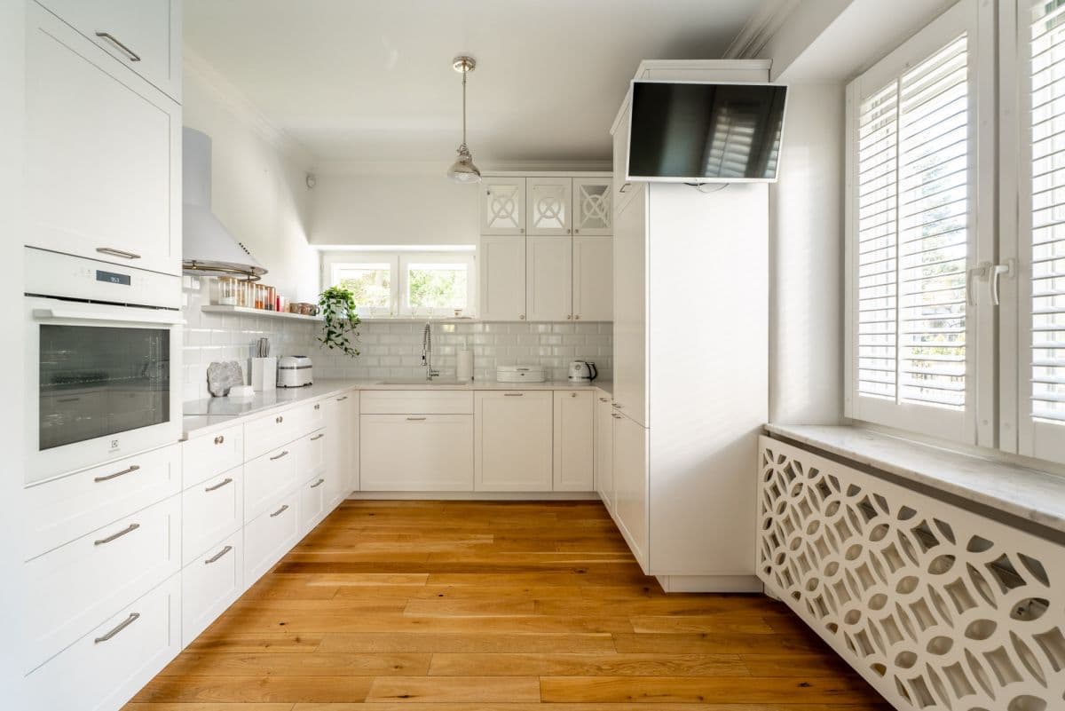 Modernized pre-war twin with garden and two terraces – 6