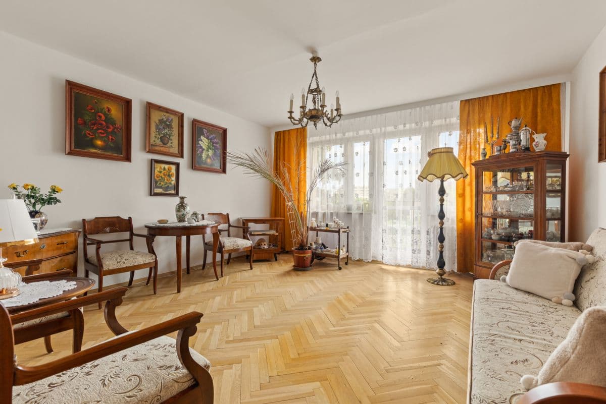 Spacious 84 sqm apartment near Metro Ursynów – 2