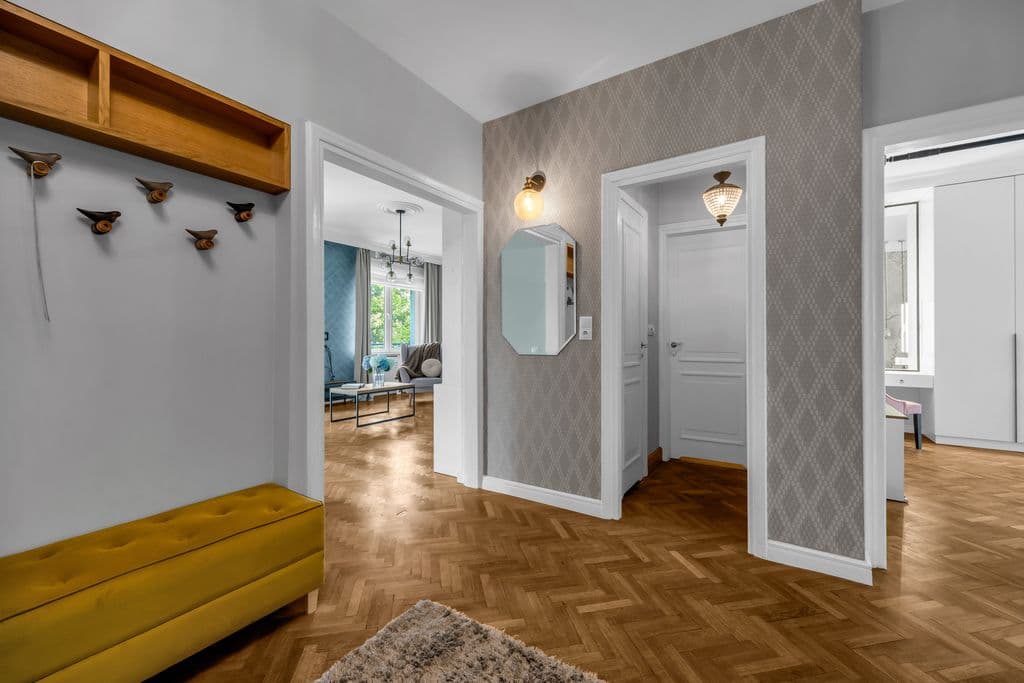 Spacious 90 m² apartment in prestigious Powiśle – 9