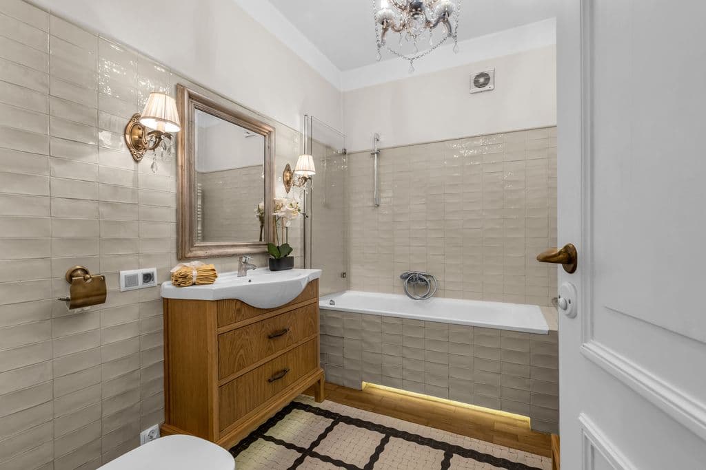 Spacious 90 m² apartment in prestigious Powiśle – 10