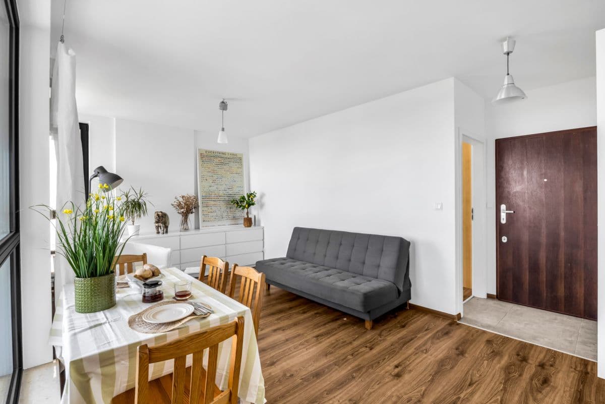 Modern 2-room flat with city views in Ochota – 2