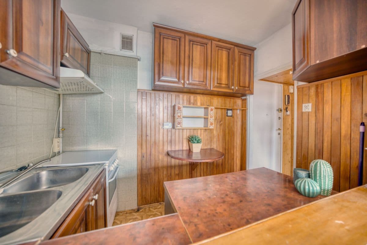 Spacious 2-room apartment in central Warsaw – 4