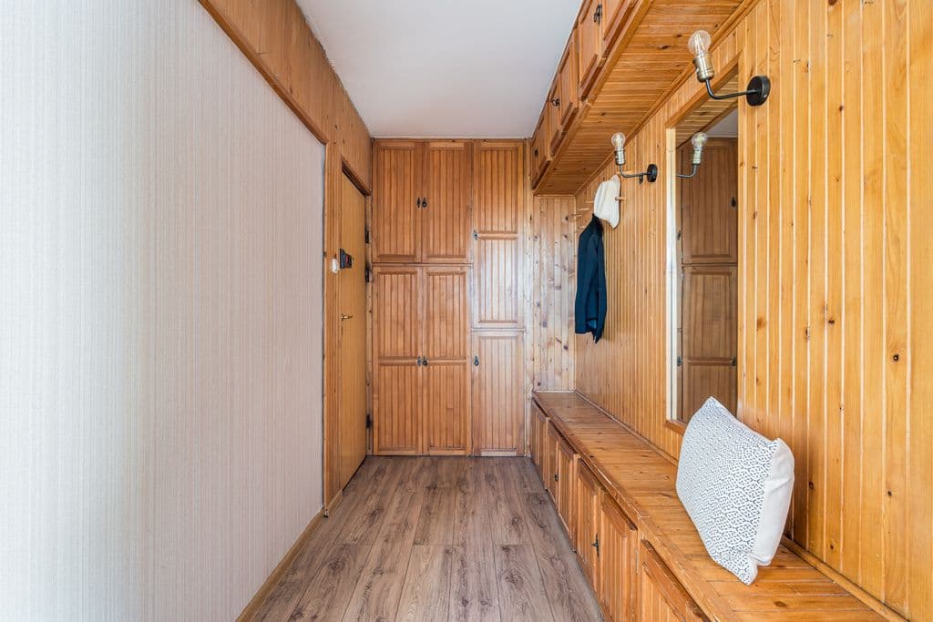 Spacious apartment with potential for 5 rooms – 16