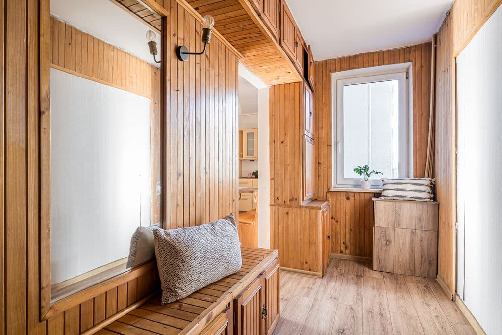 Spacious apartment with potential for 5 rooms – 17