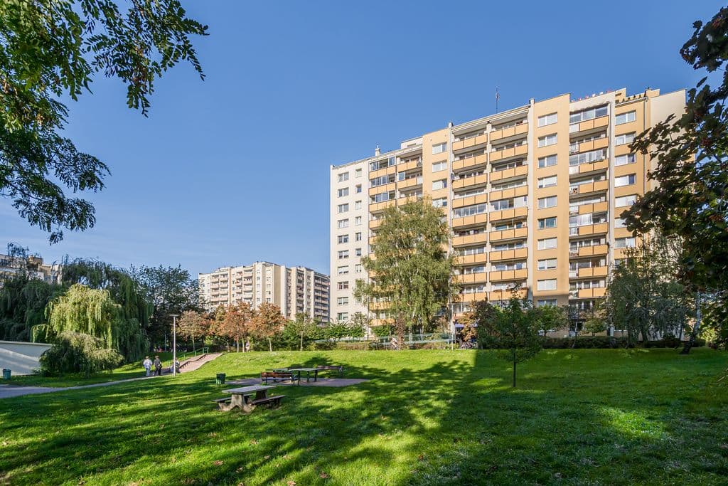 Spacious apartment with potential for 5 rooms – 18