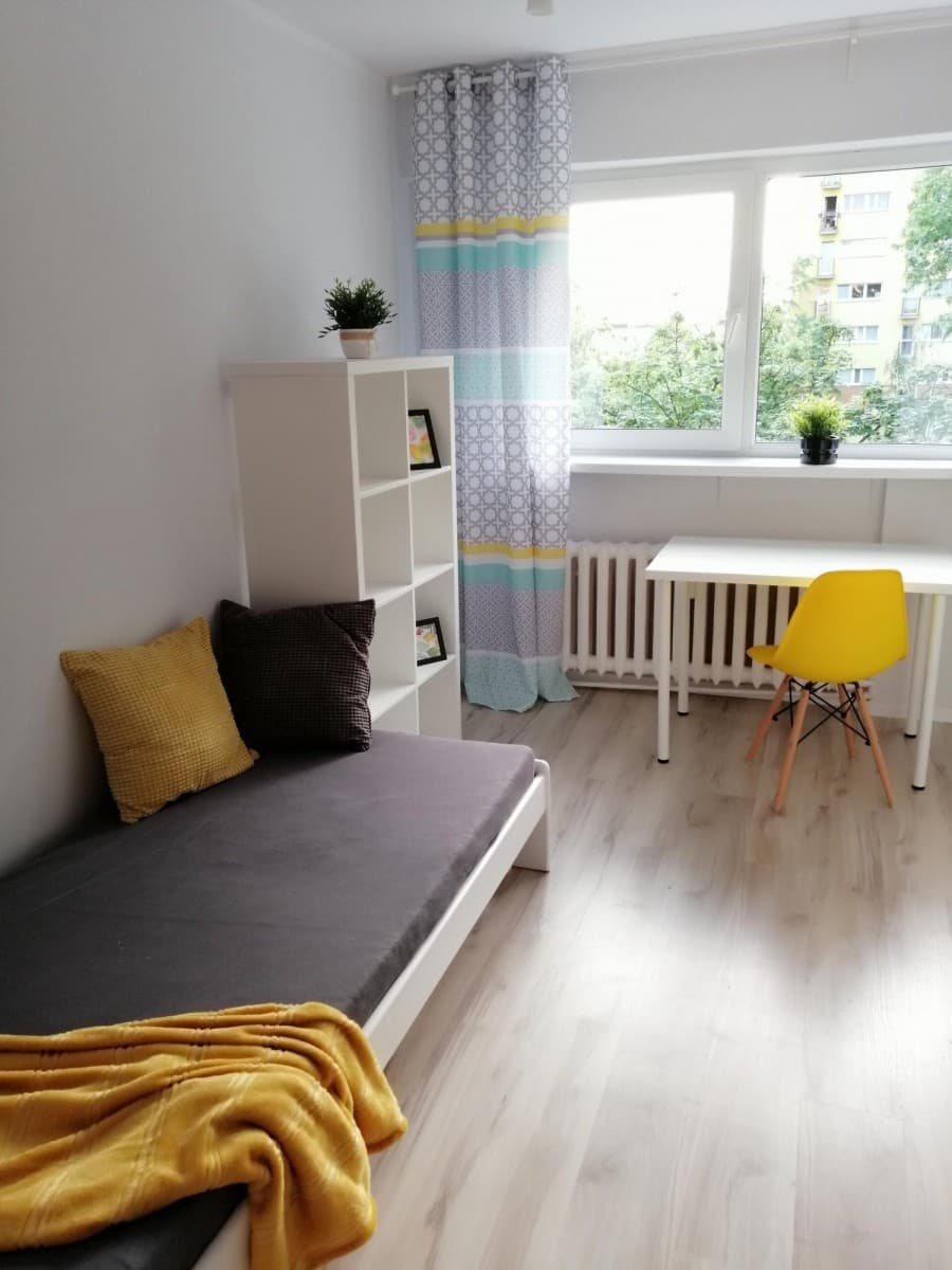 Investment-ready apartment in prime Ochota location – 3