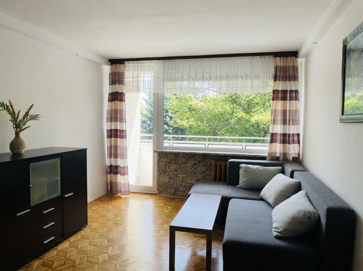 Functional apartment near green areas in Ochota – 2