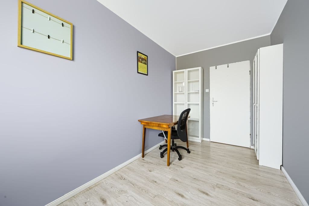 Three-room apartment with panoramic city views – 10