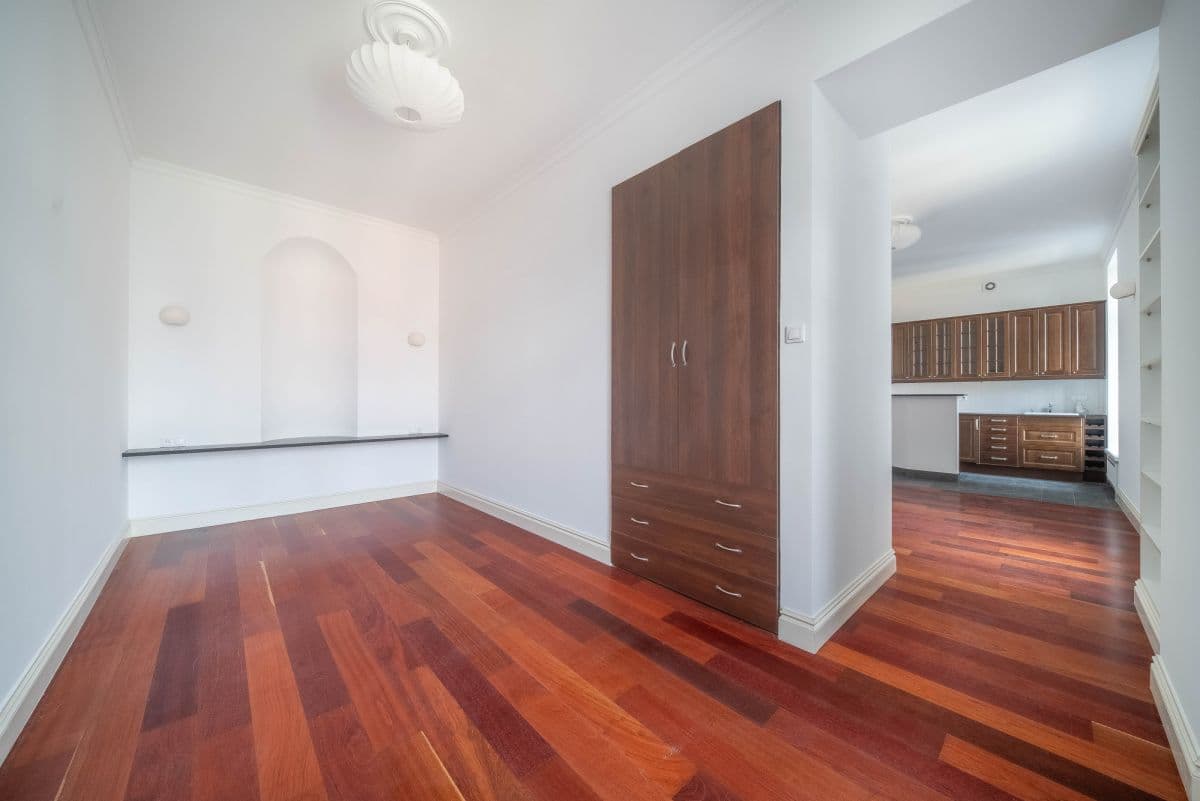 39 m² office in a renovated tenement, central Warsaw – 6