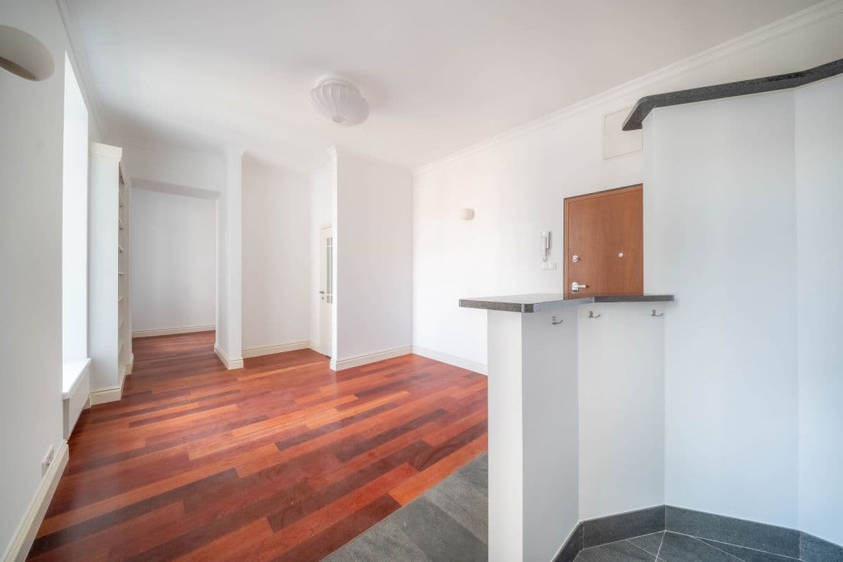 39 m² office in a renovated tenement, central Warsaw – 13
