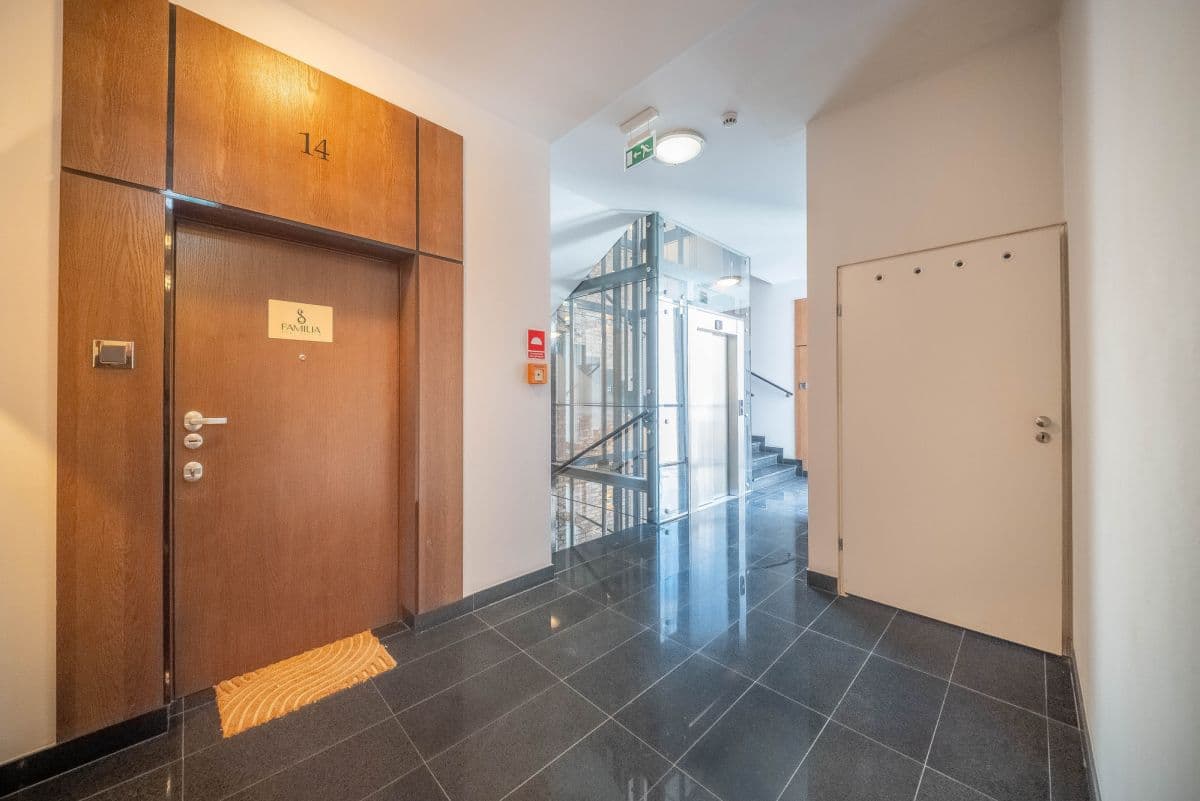 39 m² office in a renovated tenement, central Warsaw – 16