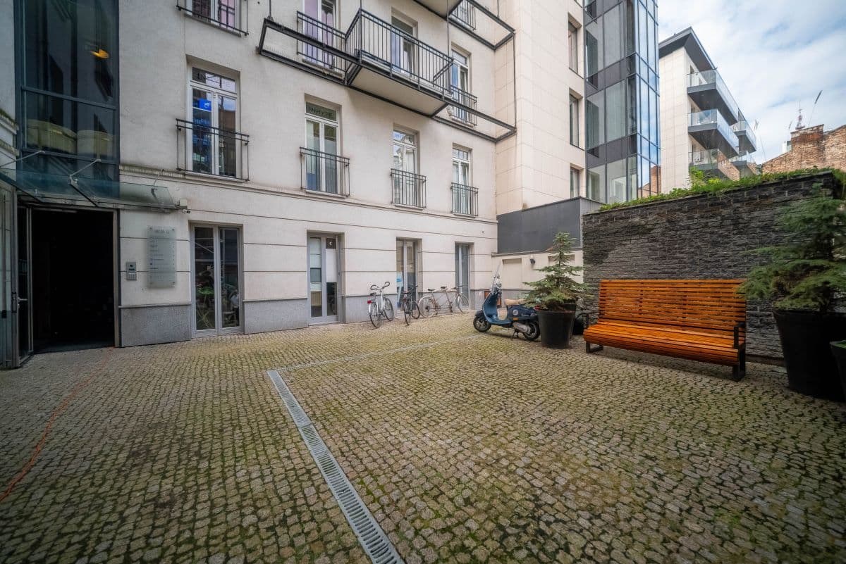 39 m² office in a renovated tenement, central Warsaw – 19