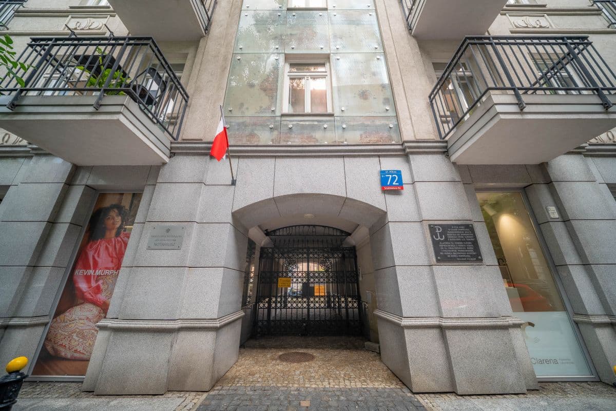 39 m² office in a renovated tenement, central Warsaw – 26