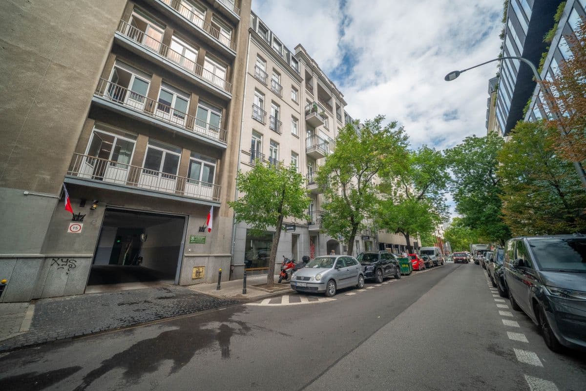 39 m² office in a renovated tenement, central Warsaw – 27