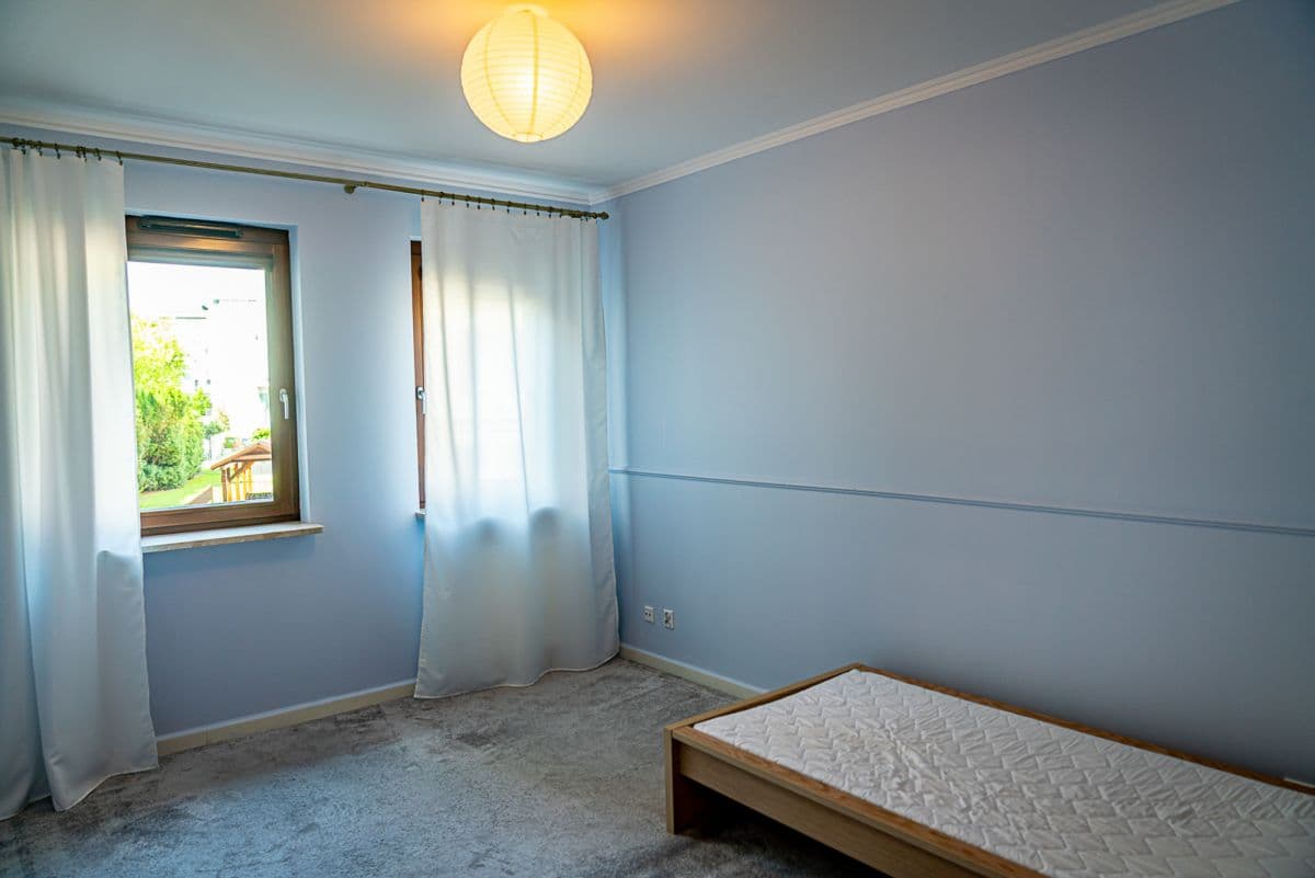 Spacious apartment in prestigious Stary Mokotów – 10