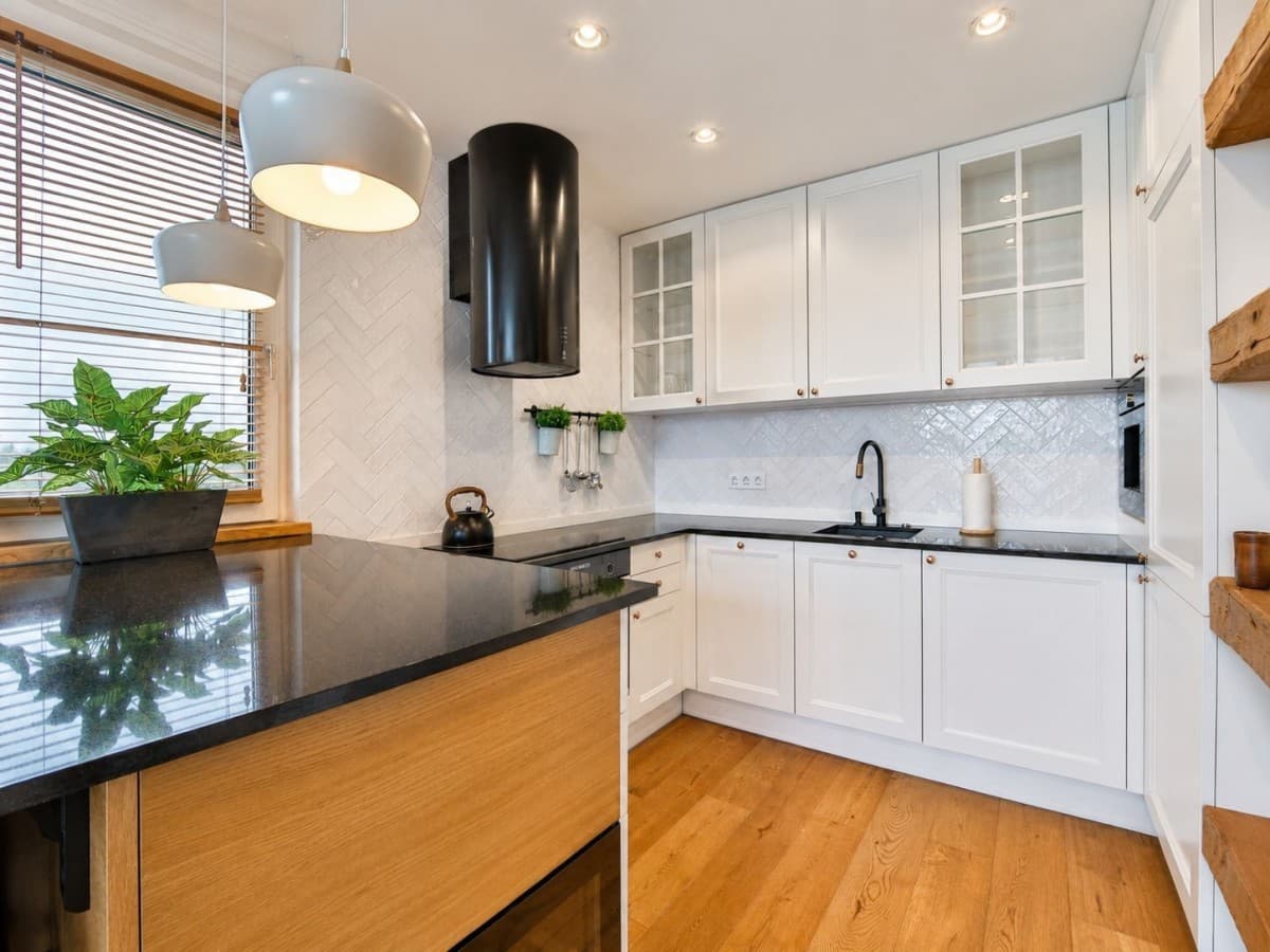 Spacious family apartment in gated community with parking – 6