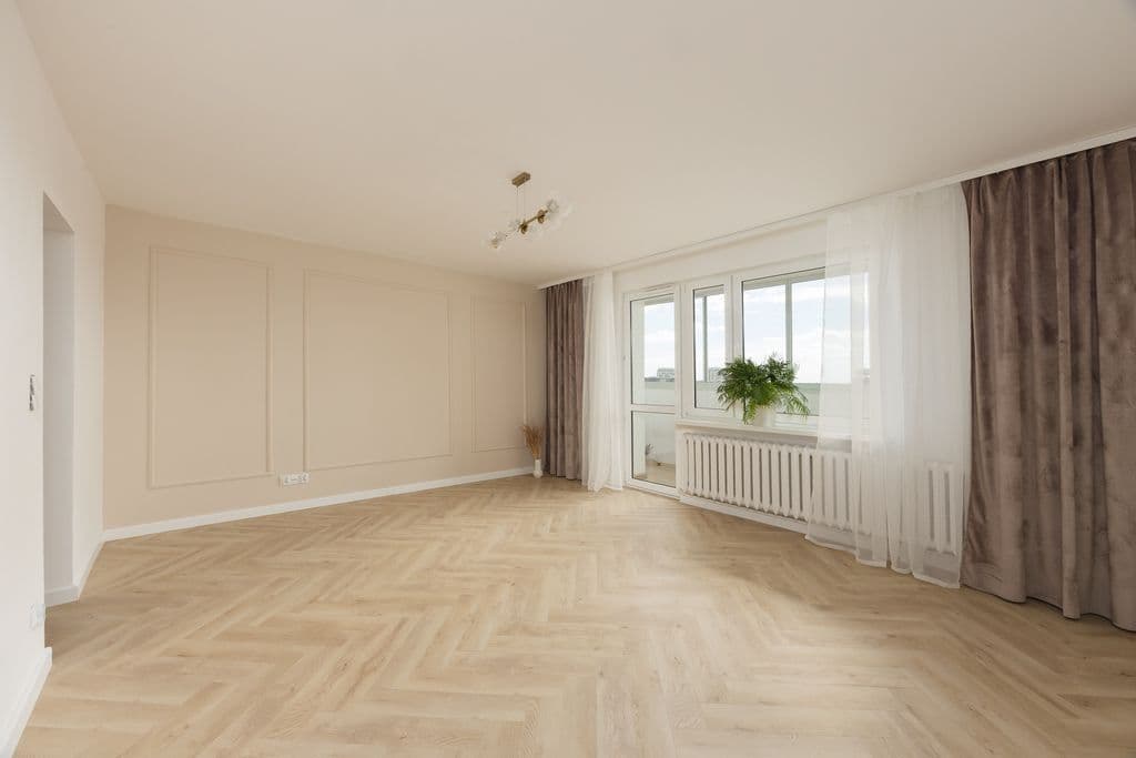 Modern 2-room apartment with balcony in Praga-Południe – 3