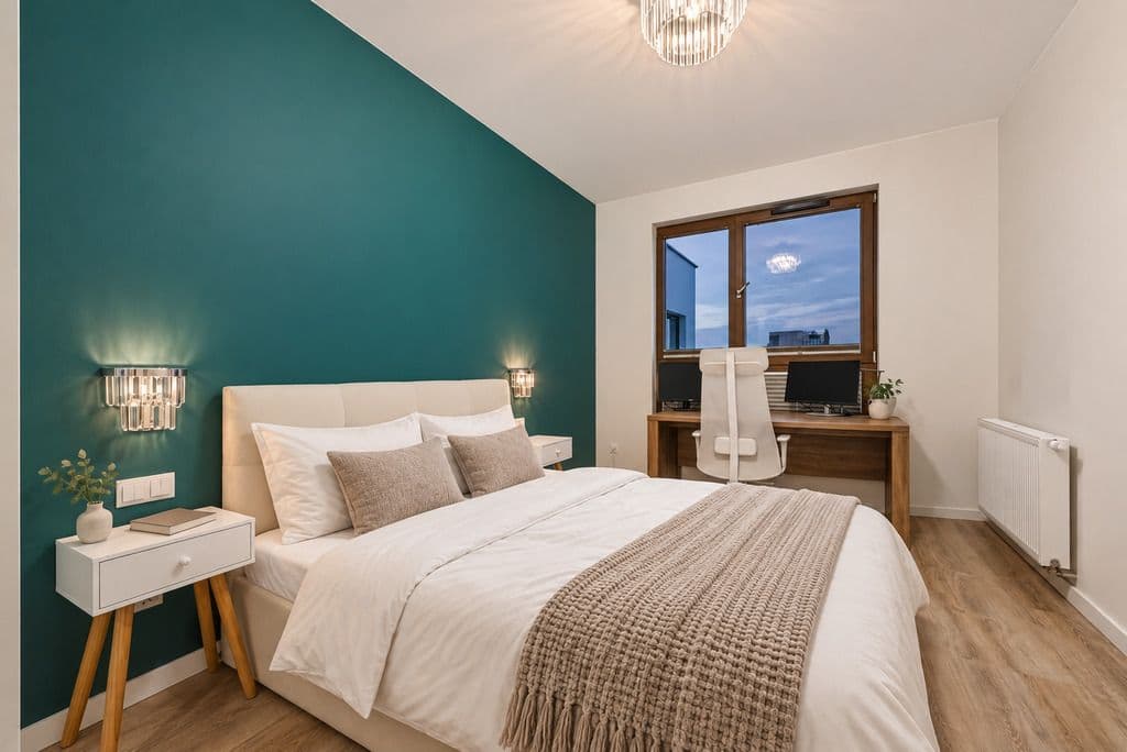 Last-floor apartment with panoramic western views – 6