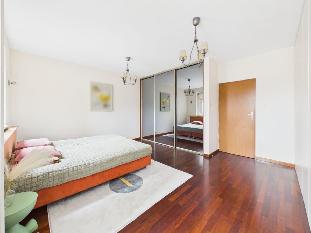 Spacious 2-room apartment with balcony in Mokotów – 14