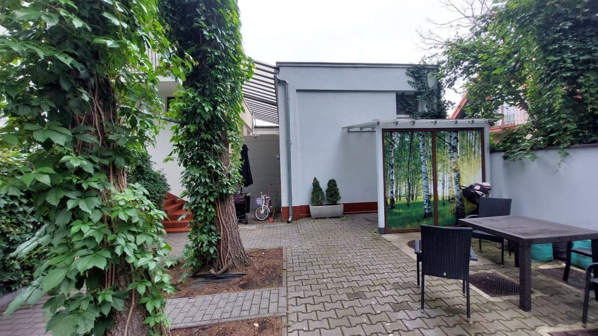 Fully leased investment property functioning as a guest house – 1