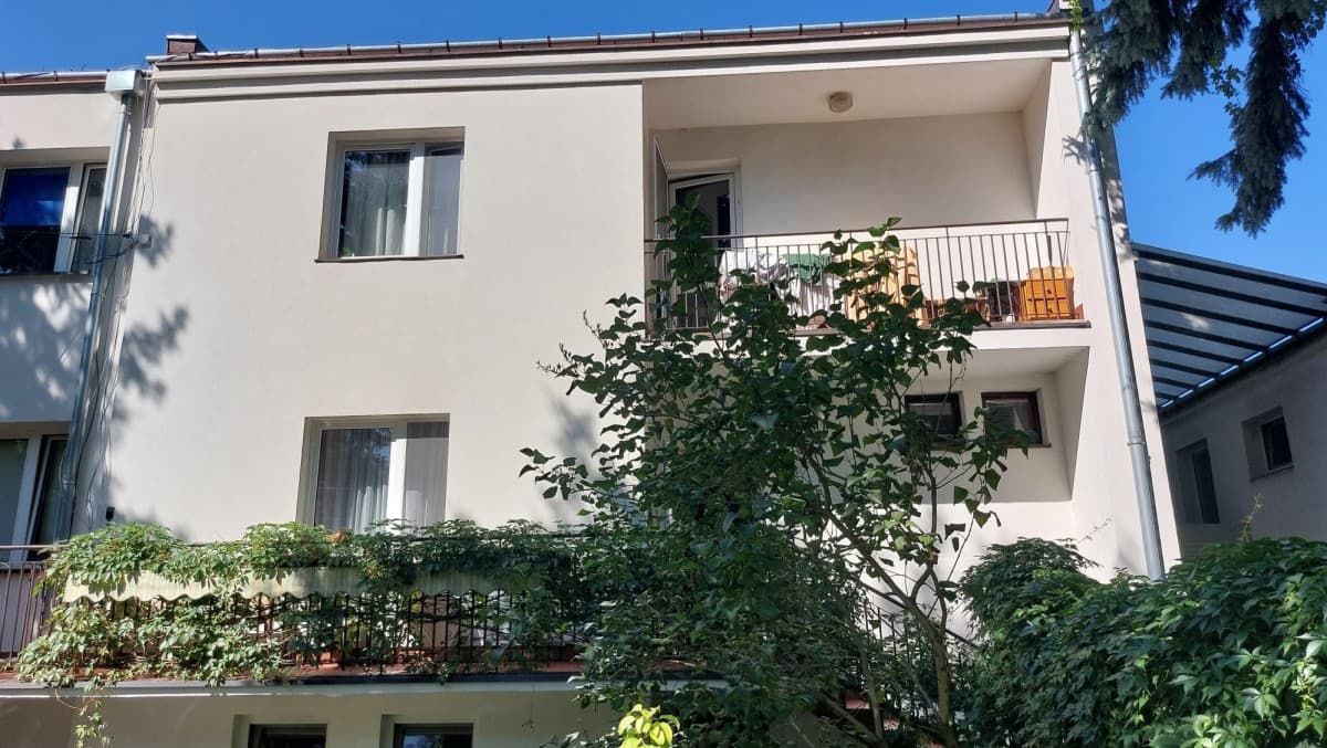 Fully leased investment property functioning as a guest house – 11