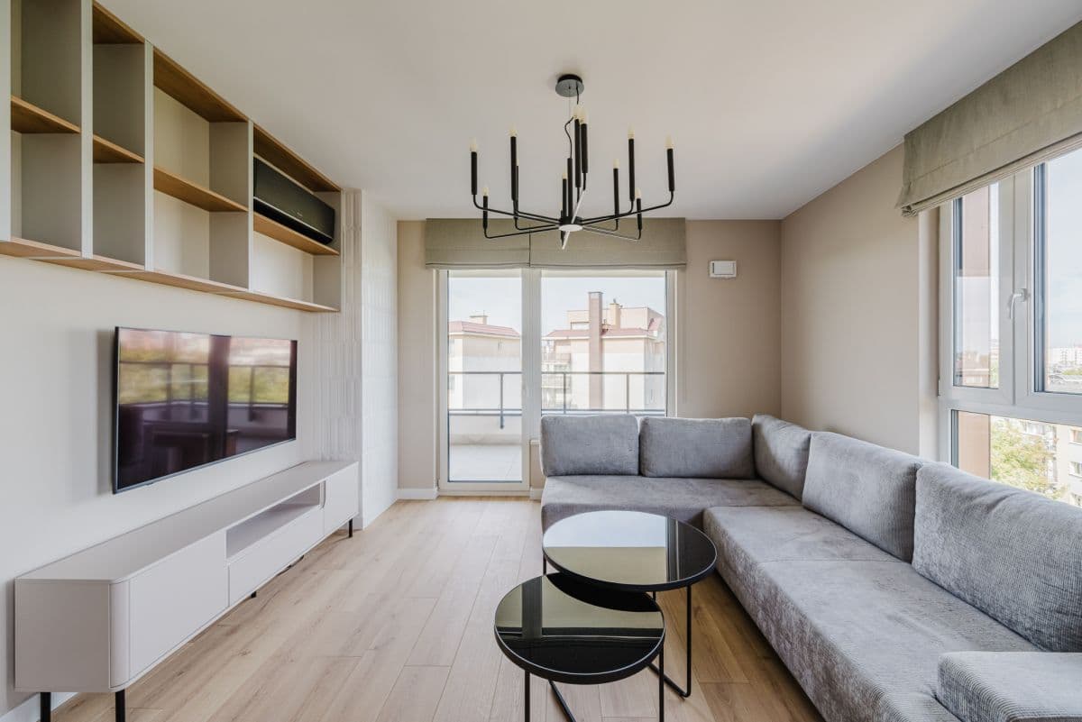 First rental: modern 3-room apartment with large balcony – 4