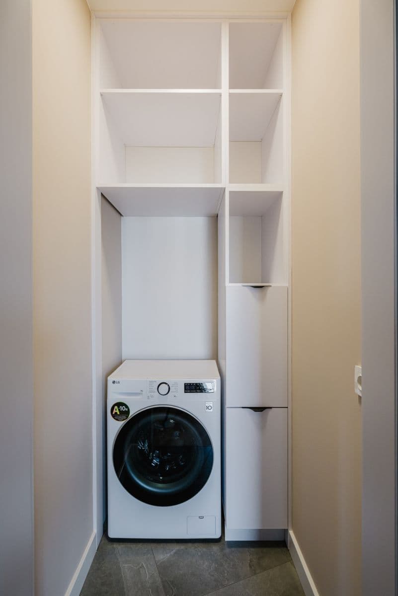 First rental: modern 3-room apartment with large balcony – 13