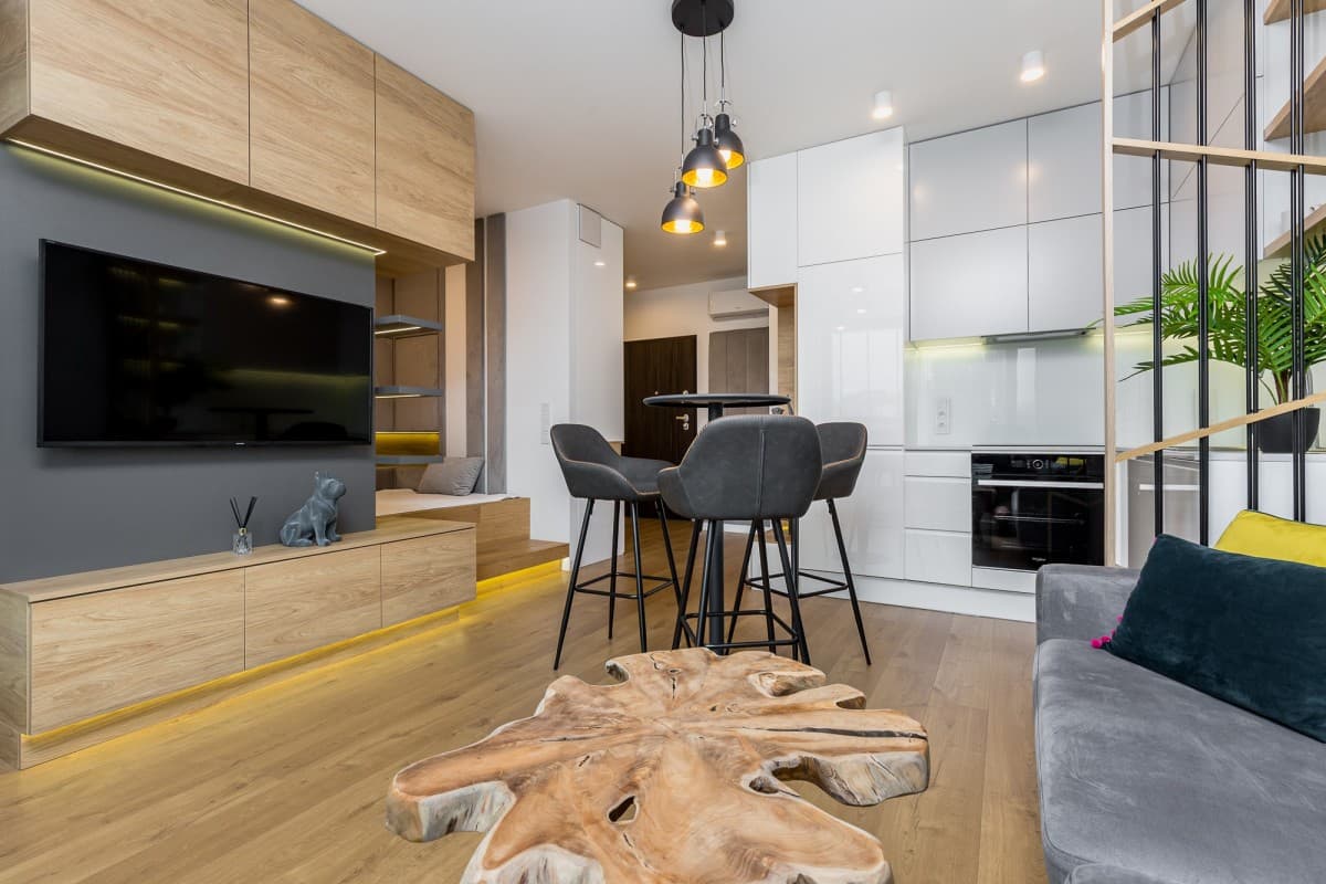 Modern apartment with balcony and parking in Wola – 3