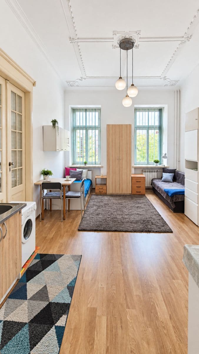 Cozy double room with private kitchenette – 2