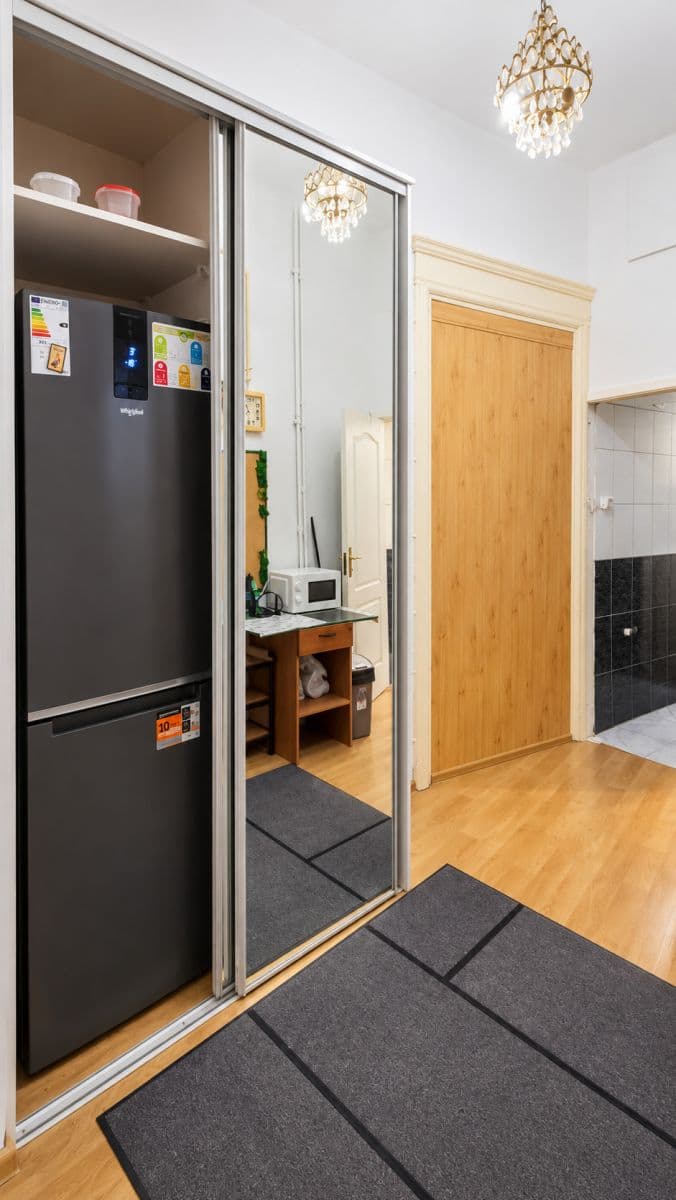 Cozy double room with private kitchenette – 5