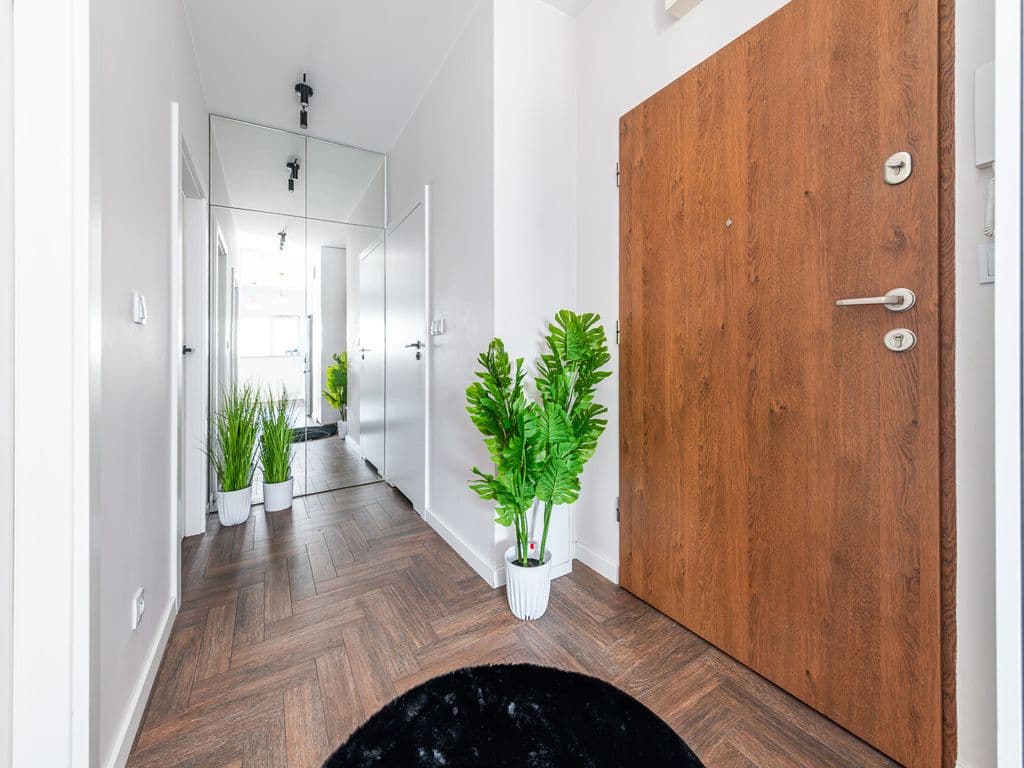 Bright 3-room apartment with large balcony – 5