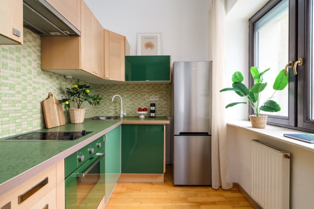 Cozy studio with garage near parks and train station – 9