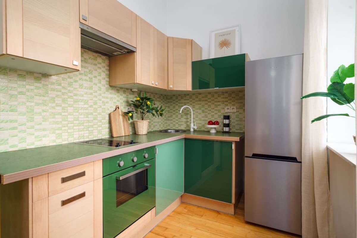 Cozy studio with garage near parks and train station – 10