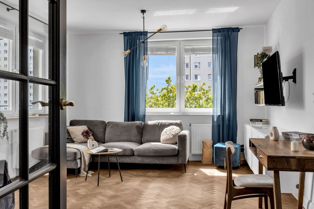 Modern 2-room apartment with large balcony in Tarchomin – 1