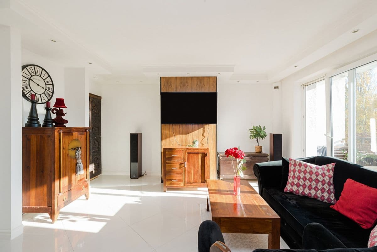 Stylish 2-bedroom near Natolin Metro – 3