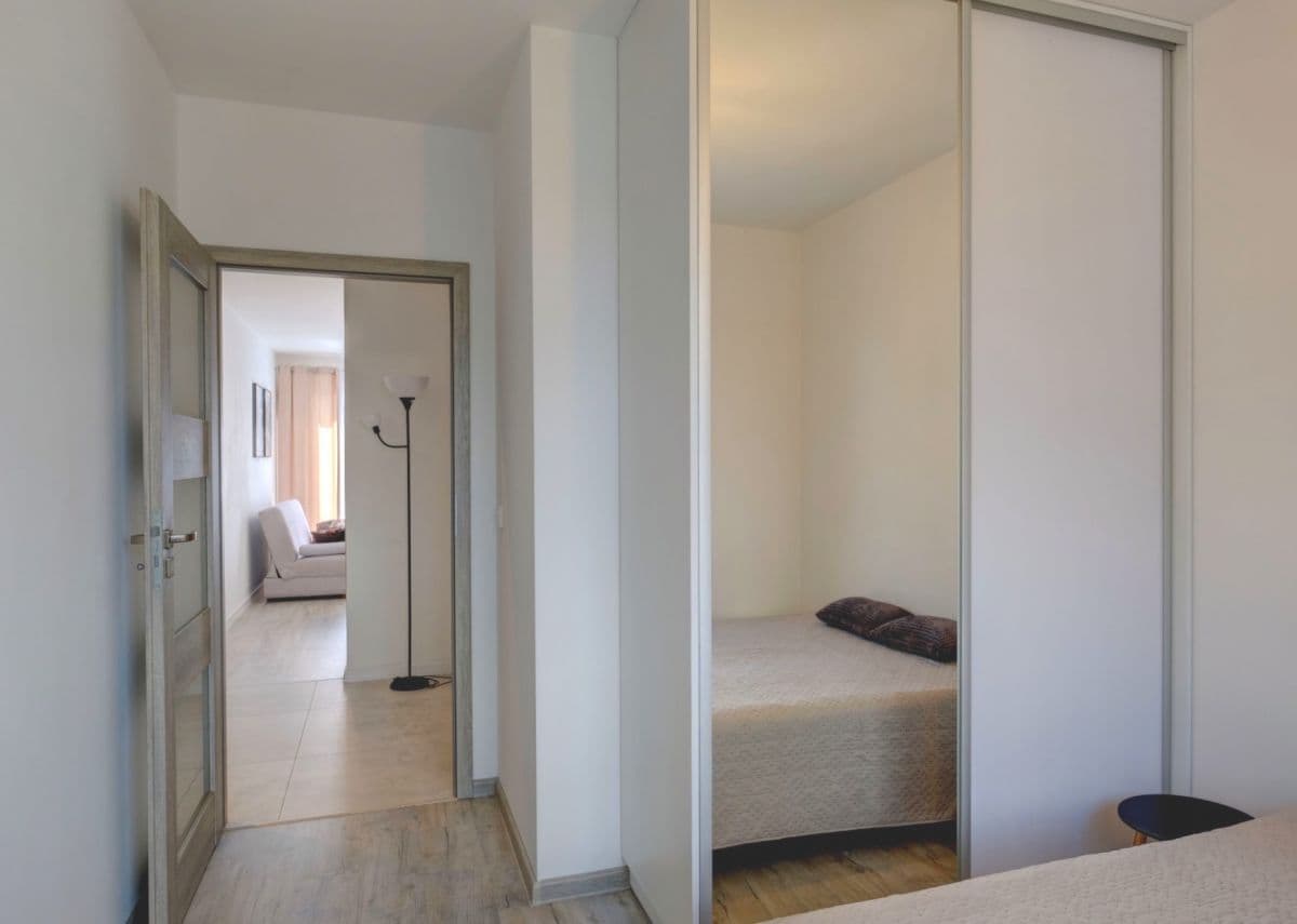 Modern 3-room apartment with balcony in Grochów – 10