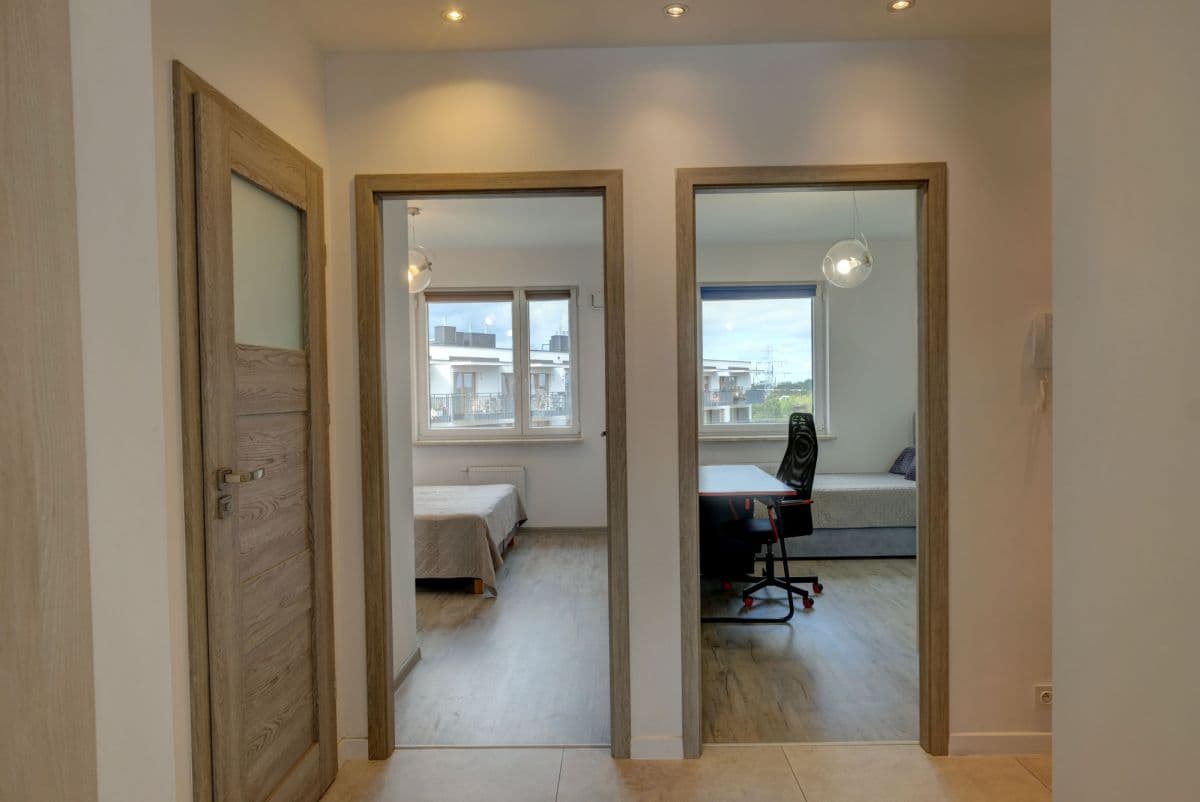 Modern 3-room apartment with balcony in Grochów – 13