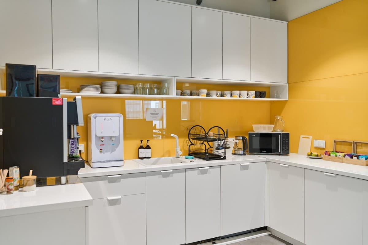 Spacious office with panoramic views in Warsaw Unit – 14