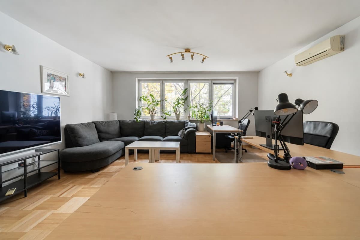 Office space for rent in prestigious Saska Kępa – 3