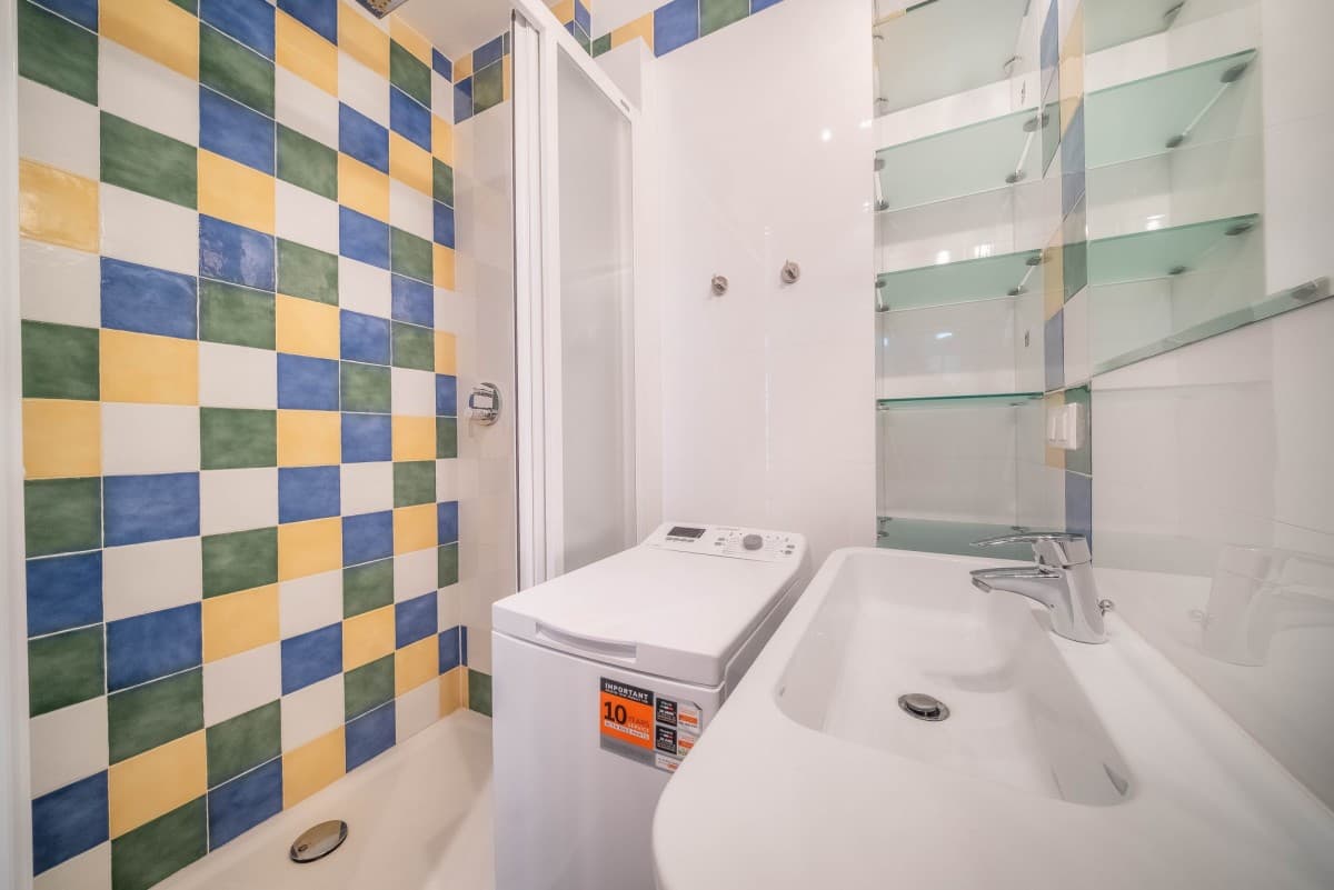 Stylish office in renovated tenement, central Warsaw – 3